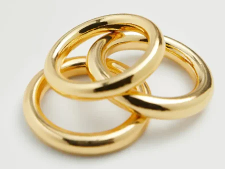 Embossed hoop earrings